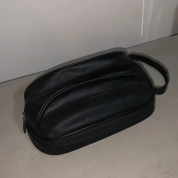 Original penguin toiletry bag sale
